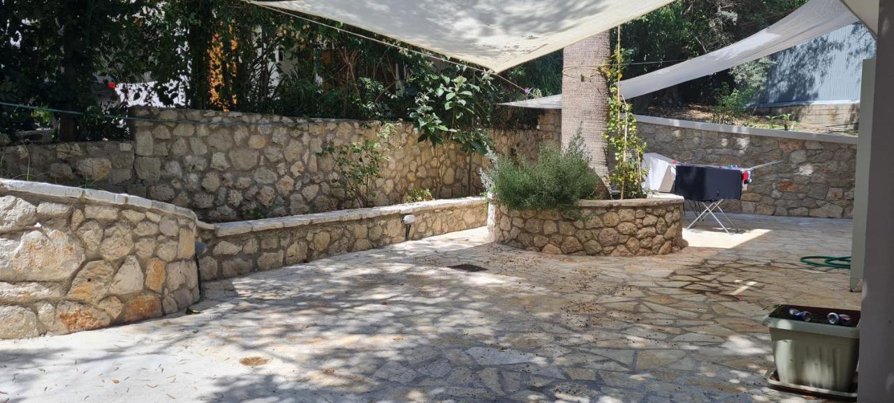Gerys House Nikiana Exterior foto